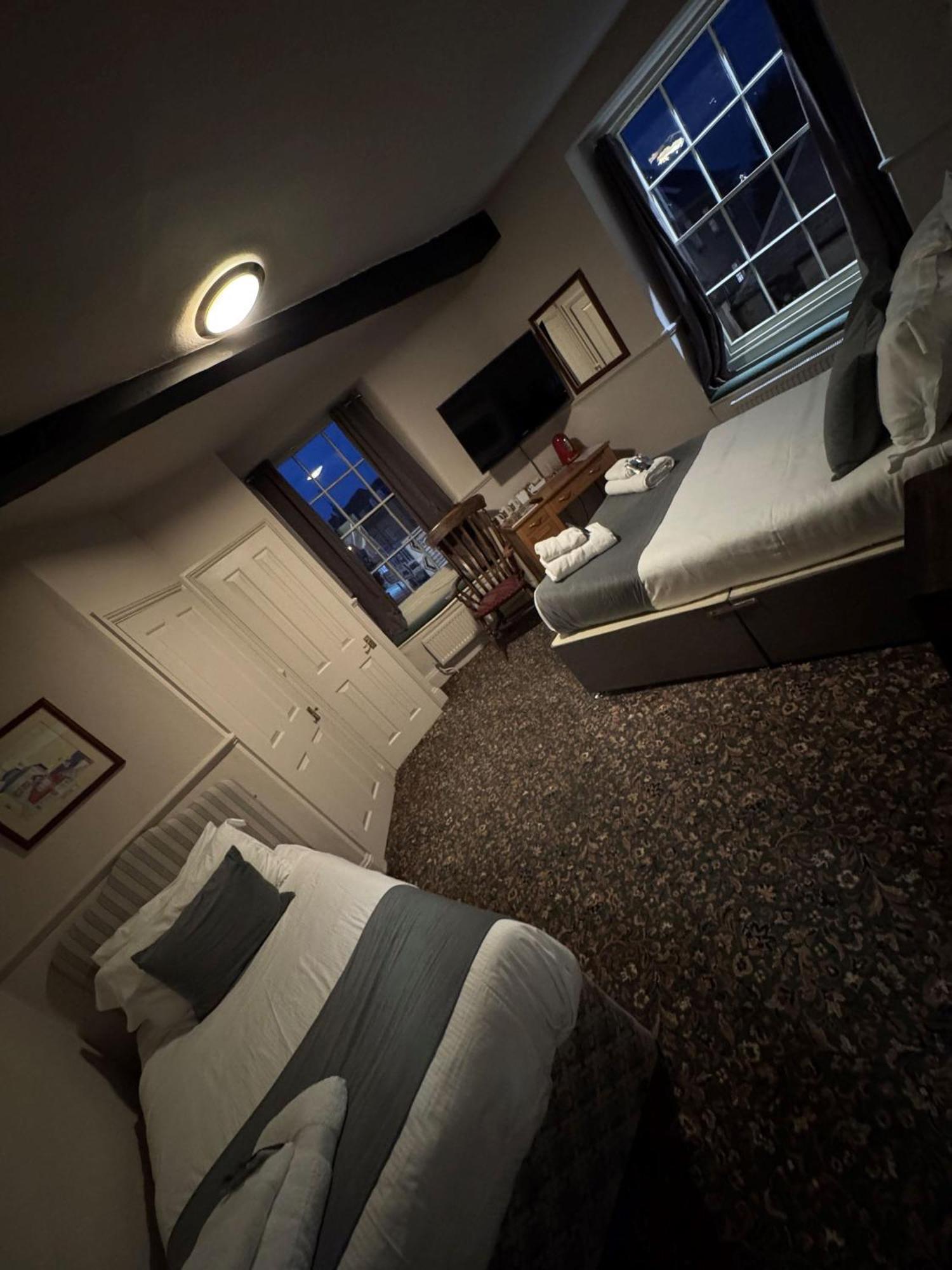 The Kings Arms Hotel Chipping Norton Δωμάτιο φωτογραφία